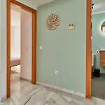 2-bedroom With Seaview Daire *