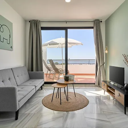 2-bedroom With Seaview Daire